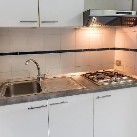 Apartamento Bilocale Con Giardino A 100 Mt Dal Mare Di - M052 Marcelli